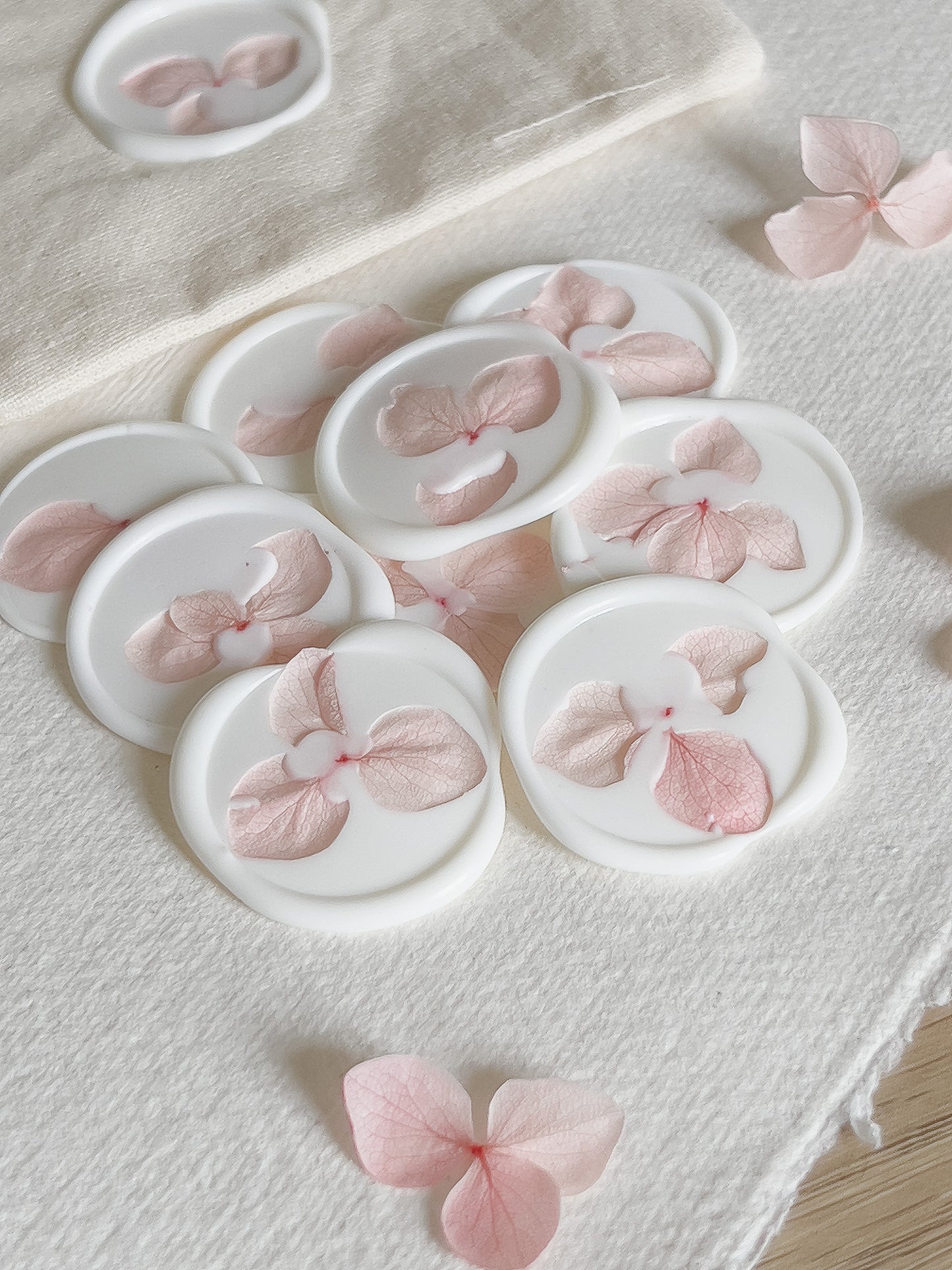 Soft Pink Dried Hydrangea Wax Seals