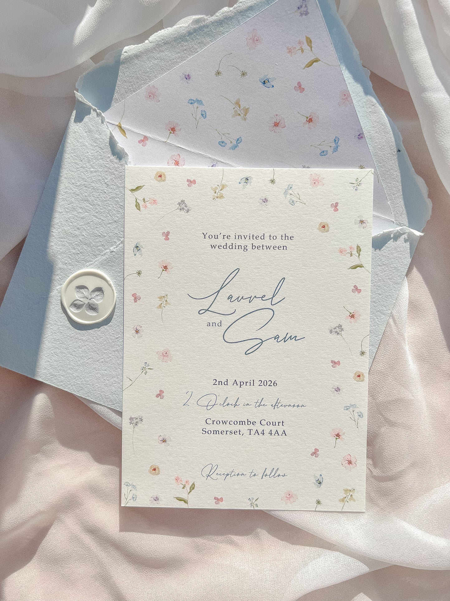 Laurel Meadow Main Invitation Suite